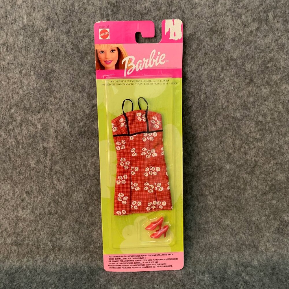 Barbie Doll Go In Style Fashions Dress NWT 68014-G0402 Mattel